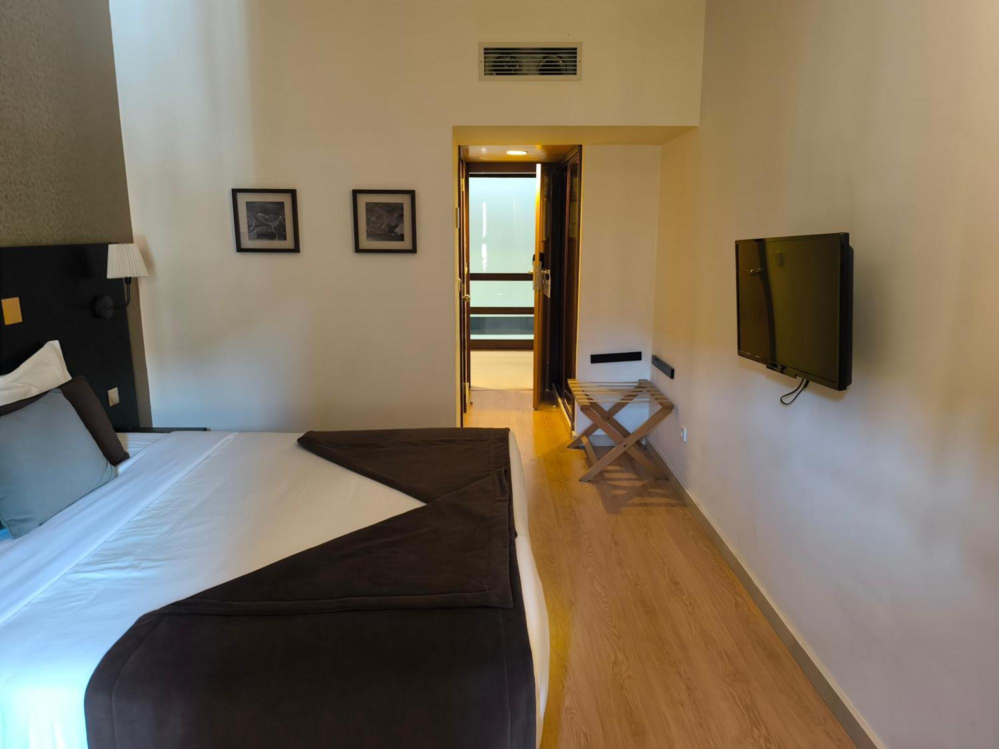 Douro Marina Hotel & Spa Resende Exterior photo
